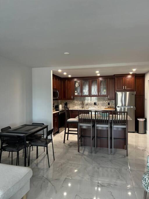 Sunny Isles Beach Spacious Apartment Exterior foto